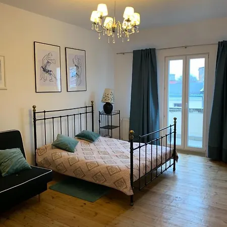 Apartament Mieszkanie W Kamienicy Na Jezycach Poznań