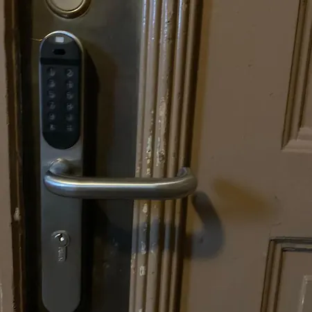 Mieszkanie W Kamienicy Na Jezycach Apartament *
